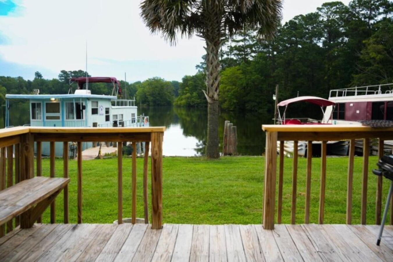 Bells Marina & Fishing Resort - Santee Lake Marion By I95 - Family Adventure, Pets On Request! Eutawville Exteriér fotografie